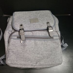 HFSX Light Grey Heathered Backpack USB Port Modern Minimalist Travel Chic‎